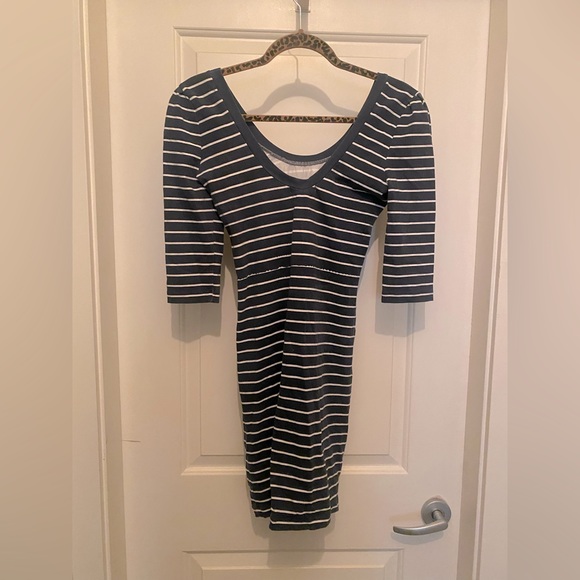 Billabong fitted dress - Picture 2 of 2